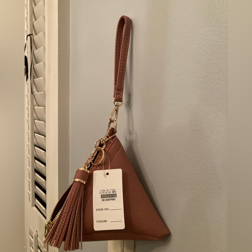 Cute wristlet